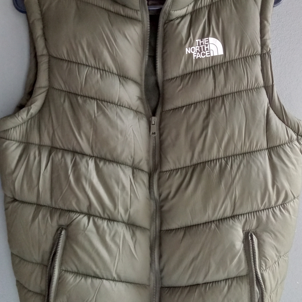 The North Face Mens Puffer Vest Olive Green Quilted Full Zip Fleece Lined